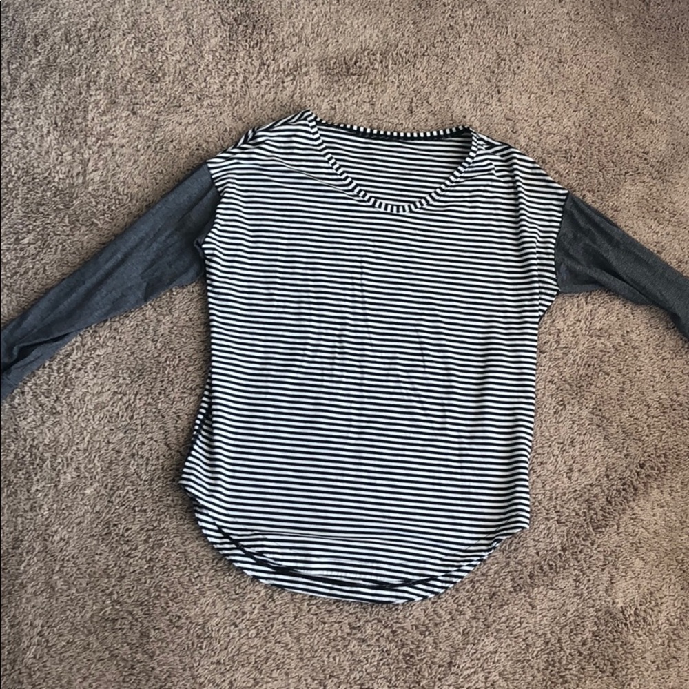 Lulu lemon top
